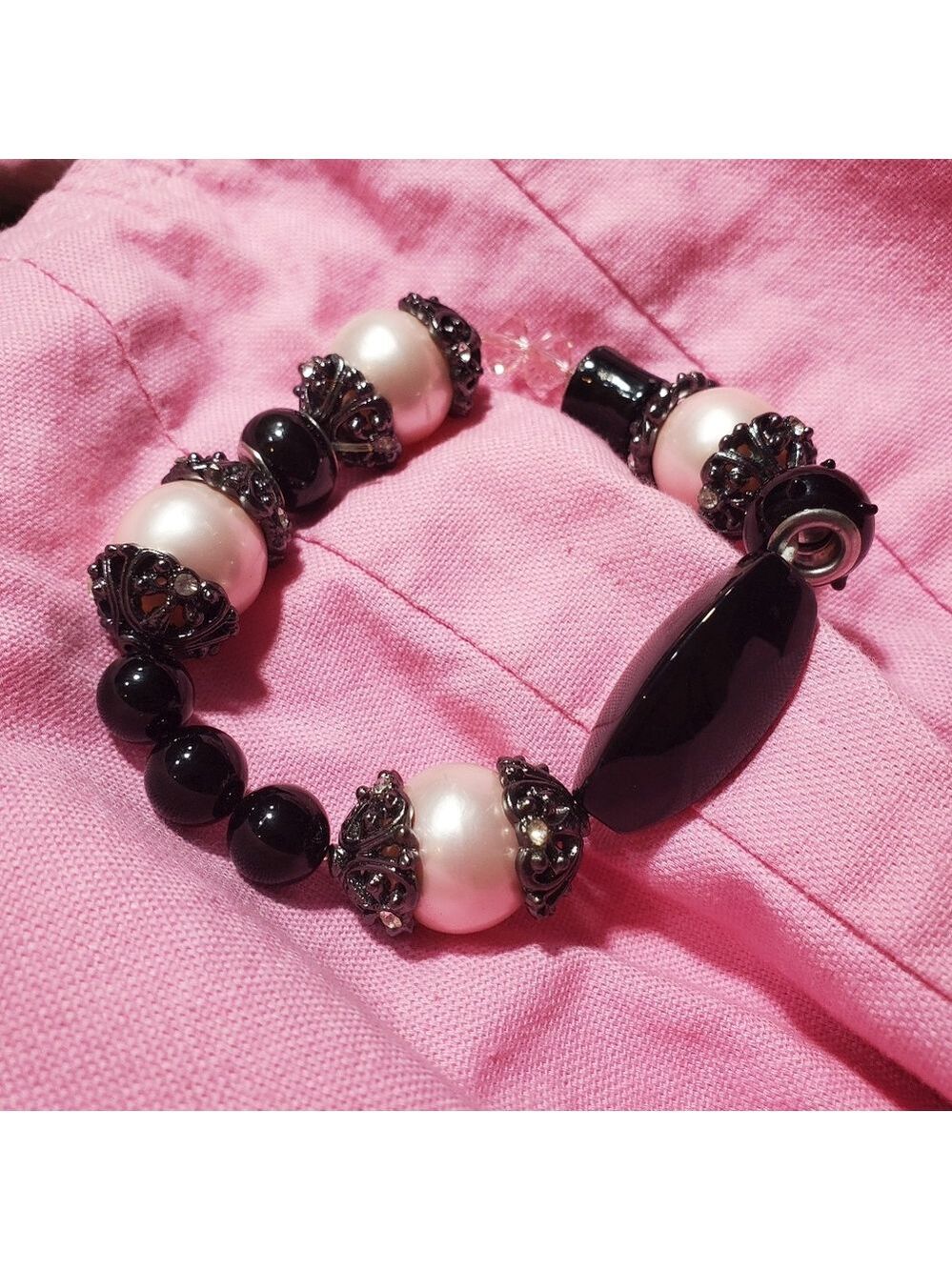 Y2K Gothic Glam Pink Pearl Bracelet